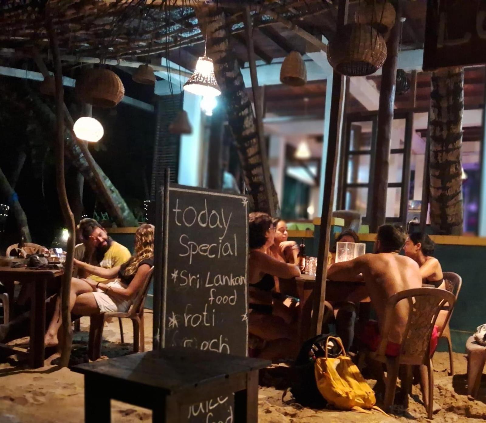 Lucky Sea Beach Hotel Tangalle Exterior foto