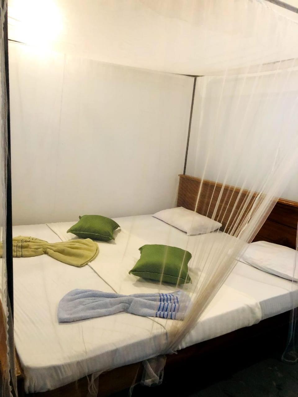 Lucky Sea Beach Hotel Tangalle Exterior foto